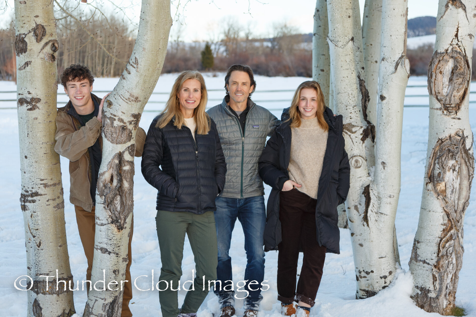 221126-StormyBarton-9977